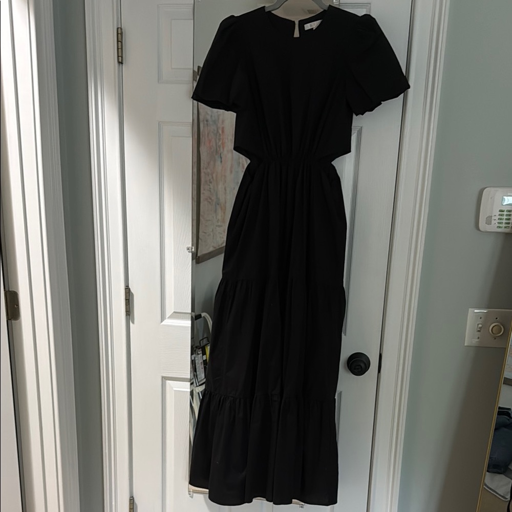 Black Bubble Sleeve Maxi Dress